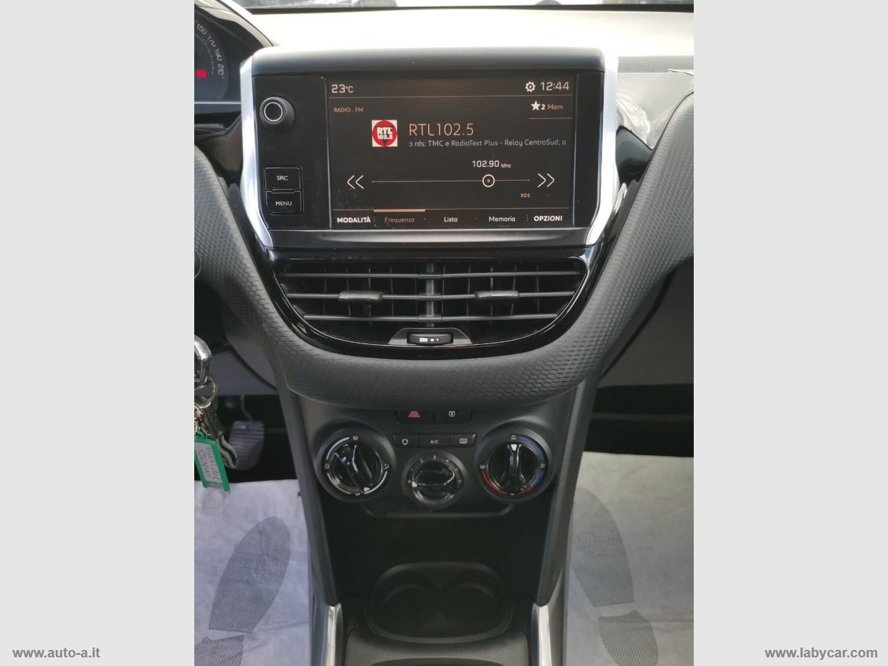 PEUGEOT 2008 BlueHDi 100 Active