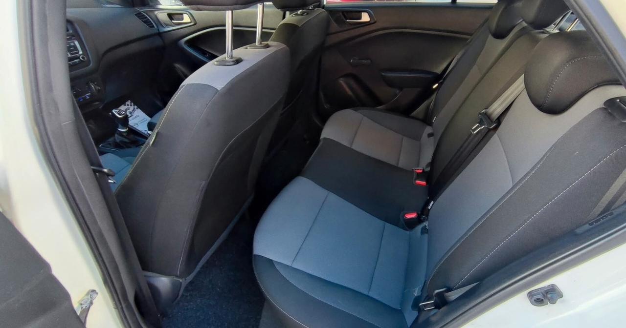 Hyundai i20 1.1 diesel Go! 5 porte 2019