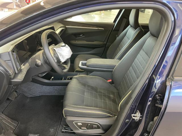 RENAULT Megane E-TECH ELECTRIC 220CV COMFORT RANGE AC22 ICONIC