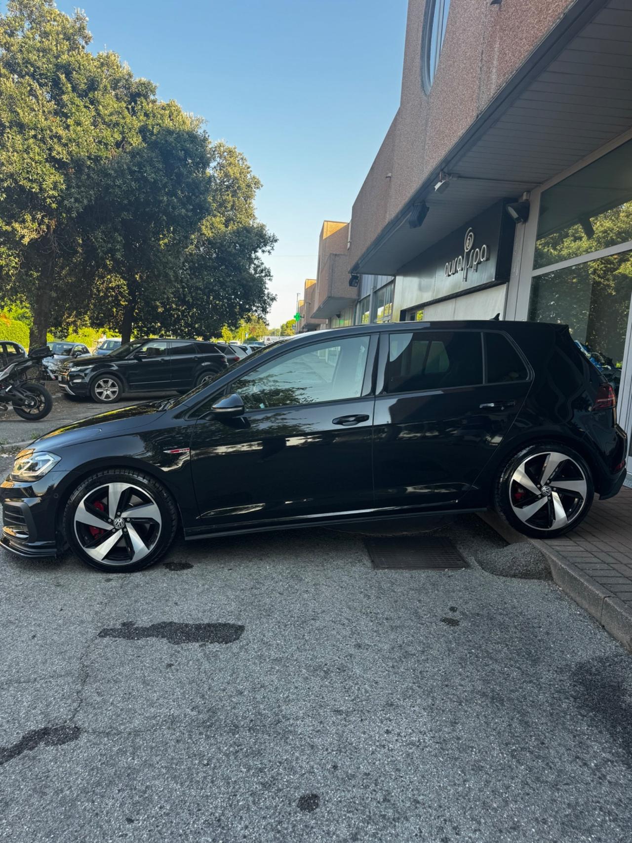 Volkswagen Golf GTI Performance 2.0 245 CV TSI DSG 5p. BMT