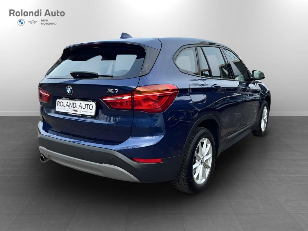 BMW X1 18 d Advantage xDrive