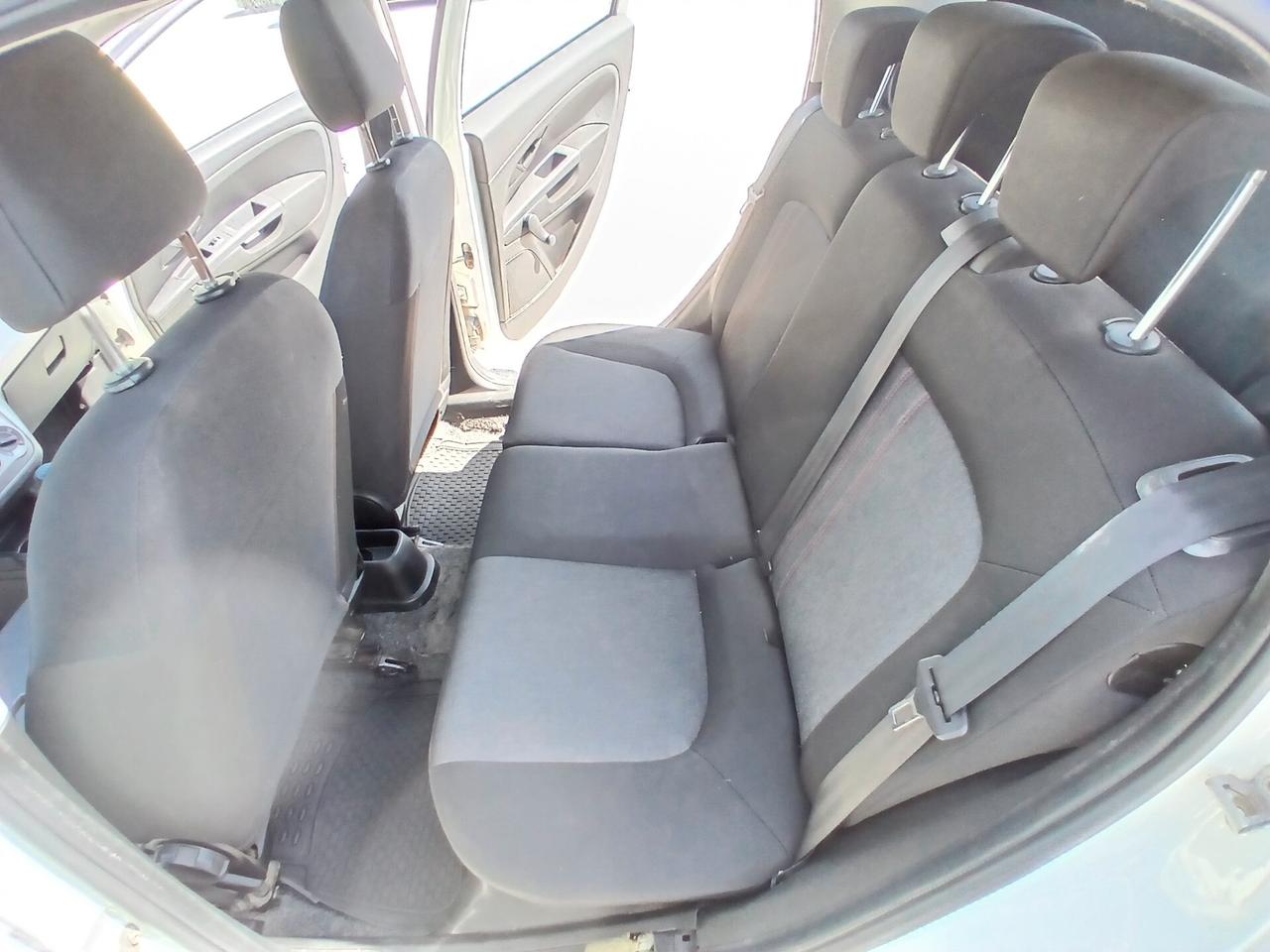 Fiat Punto 1.3 MJET 85CV 2012 OK NEOPATENTATI