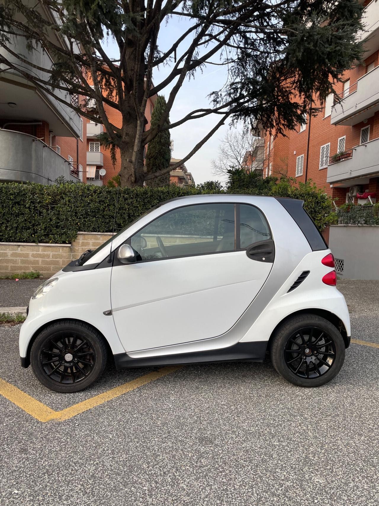 Smart ForTwo 1000 MHD coupé pure Unipro manutenzione certificata