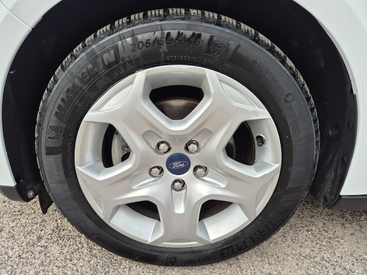 Ford FOCUS 1.6 TDCi 95 CV TITANIUM BERLINA NUOVA FULL 2013