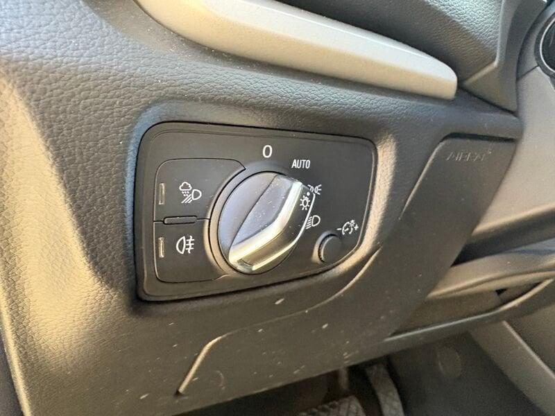 Audi A3 30 TDI S tronic Business