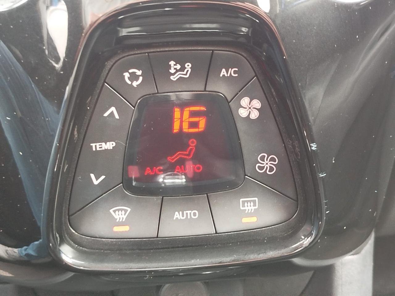 AYGO X-CLUSIV 1.0 AUTOM *PREZZO VERO* PELLE-LED-KM CERTI