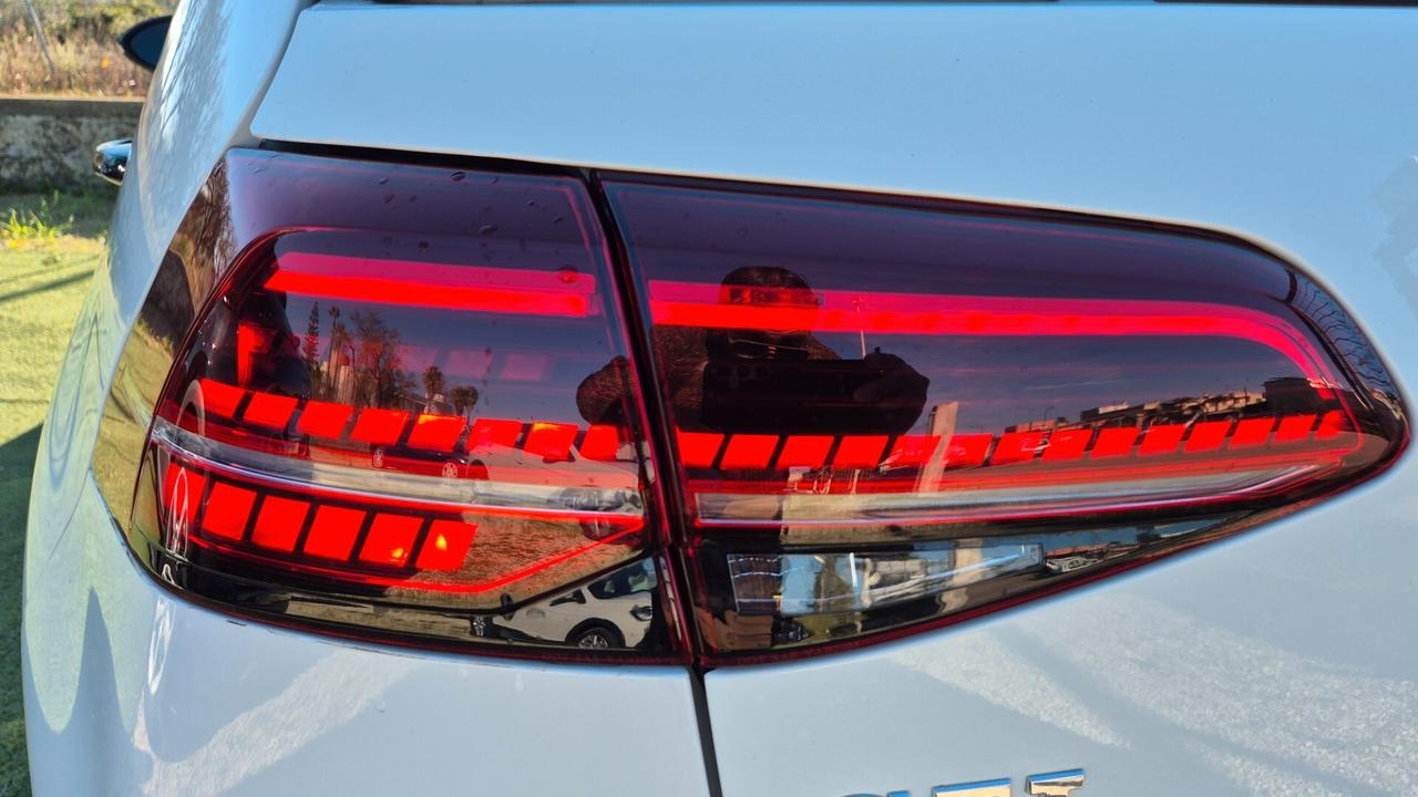 Volkswagen Golf GTI Performance 2.0 245 CV TSI 5p. BMT