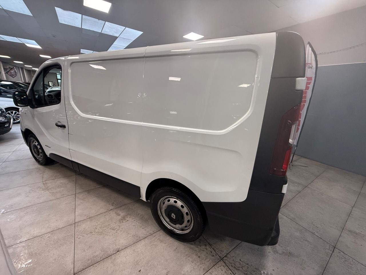 Renault Trafic T27 1.6 dCi 121CV Iva Compresa