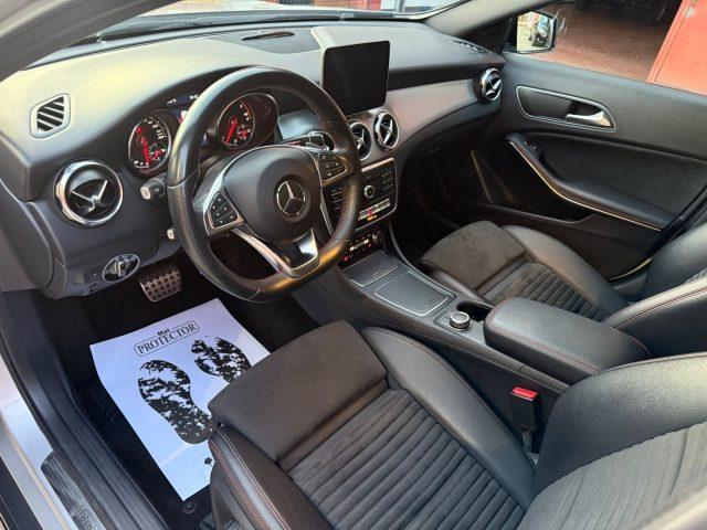 MERCEDES-BENZ GLA 200 d Automatic 4Matic Premium