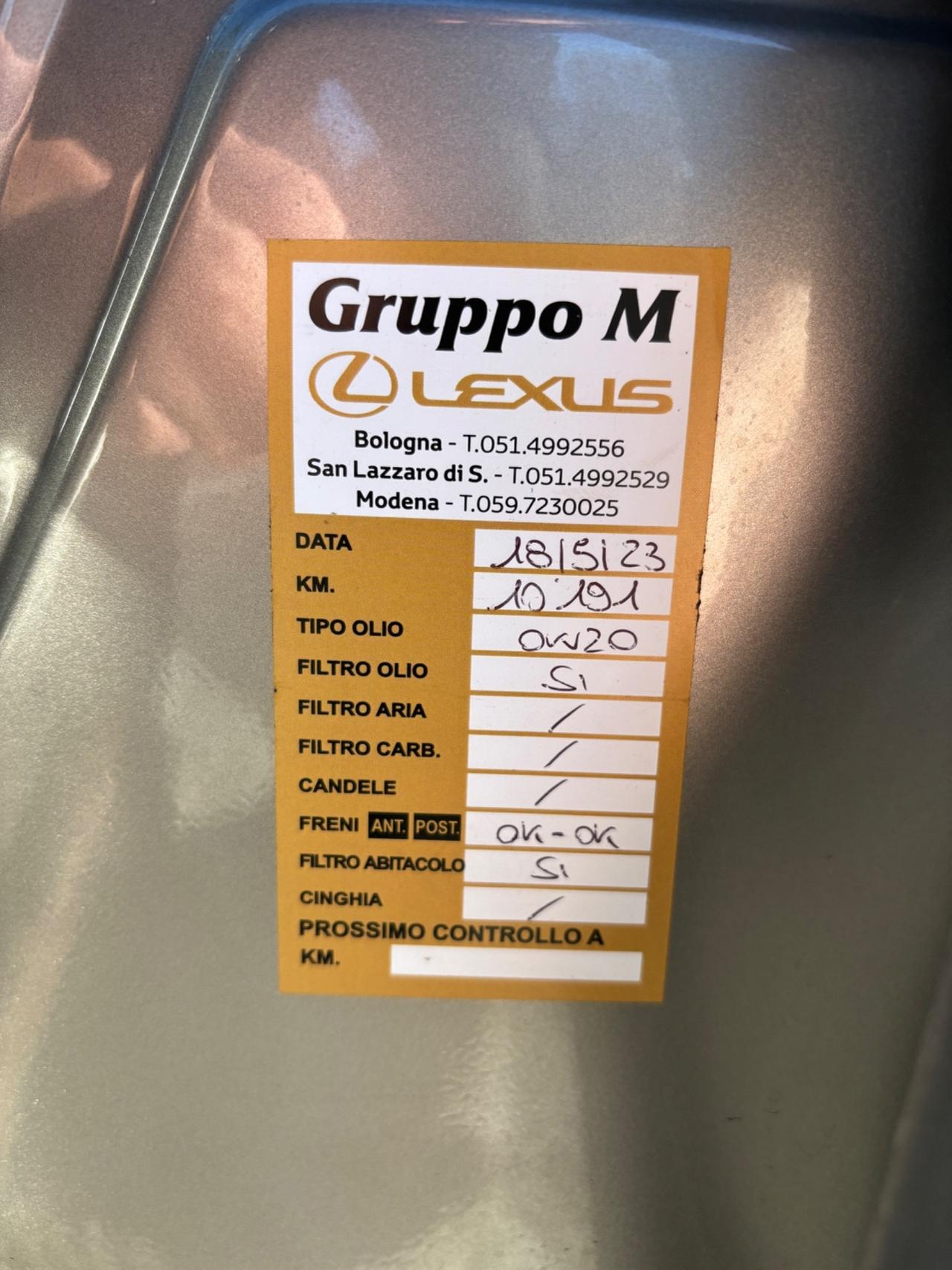 Lexus NX 300h Hybrid 4WD Luxury