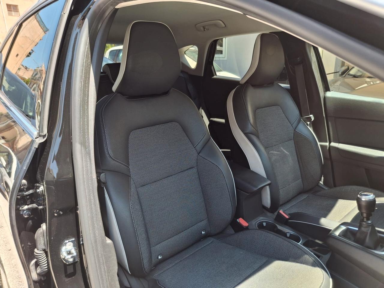 Renault Captur Blue dCi 115 CV Intens