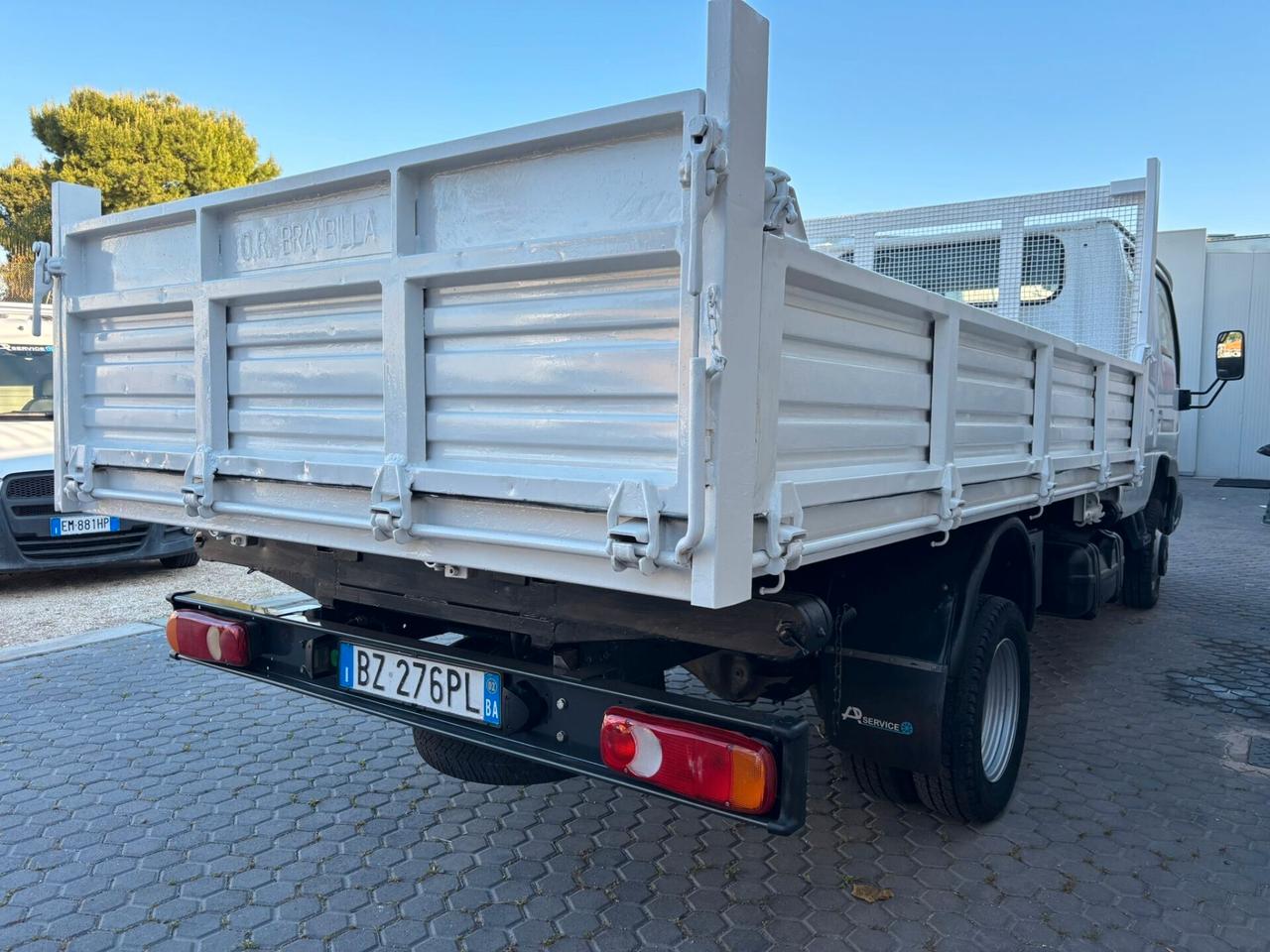 Nissan Cabstar 3.0 TD – Doppia Cabina – Ribaltabile Trilaterale – 138.000 km