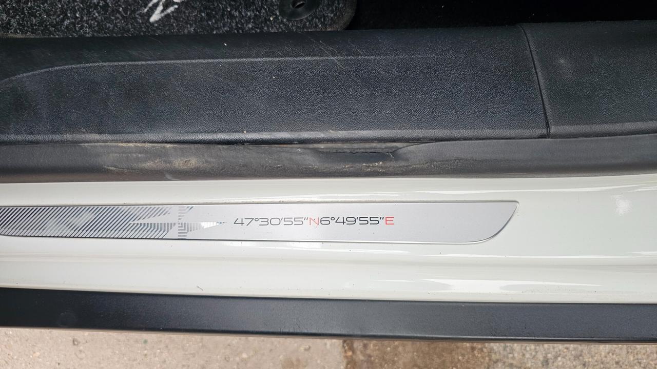 Peugeot 2008 BlueHDi NEOPATENTATI