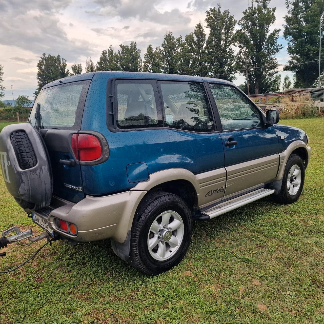 Nissan Terrano II 2.7 Tdi 3 porte Anniversary GANCIO E CARRELLO AUTOCARRO 5 POSTI