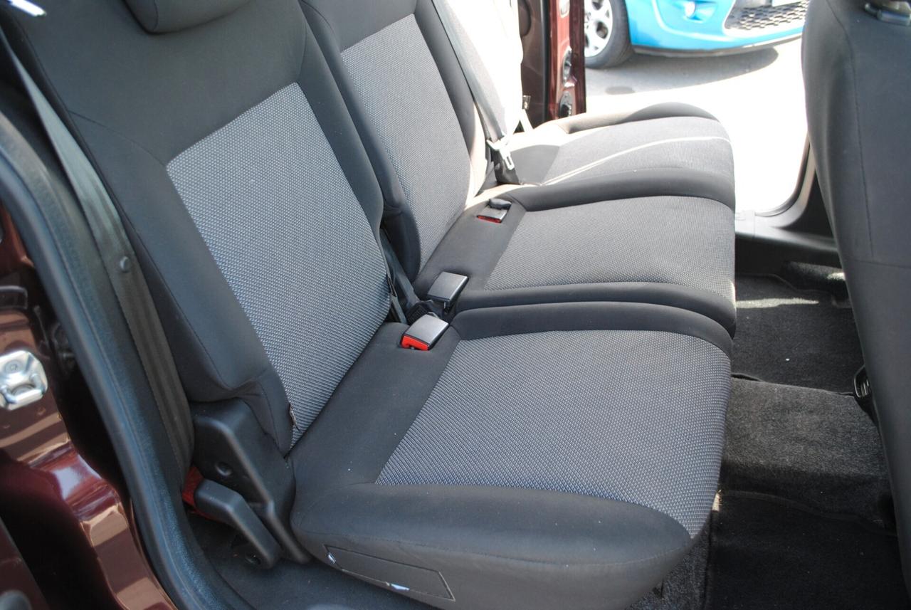 FIAT DOBLO' 1.4 BENZ/GPL 95 CV, 7 POSTI