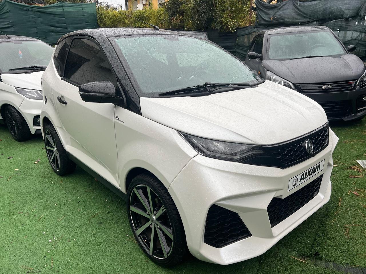 Aixam Ambition gto full white 2024 8000 km