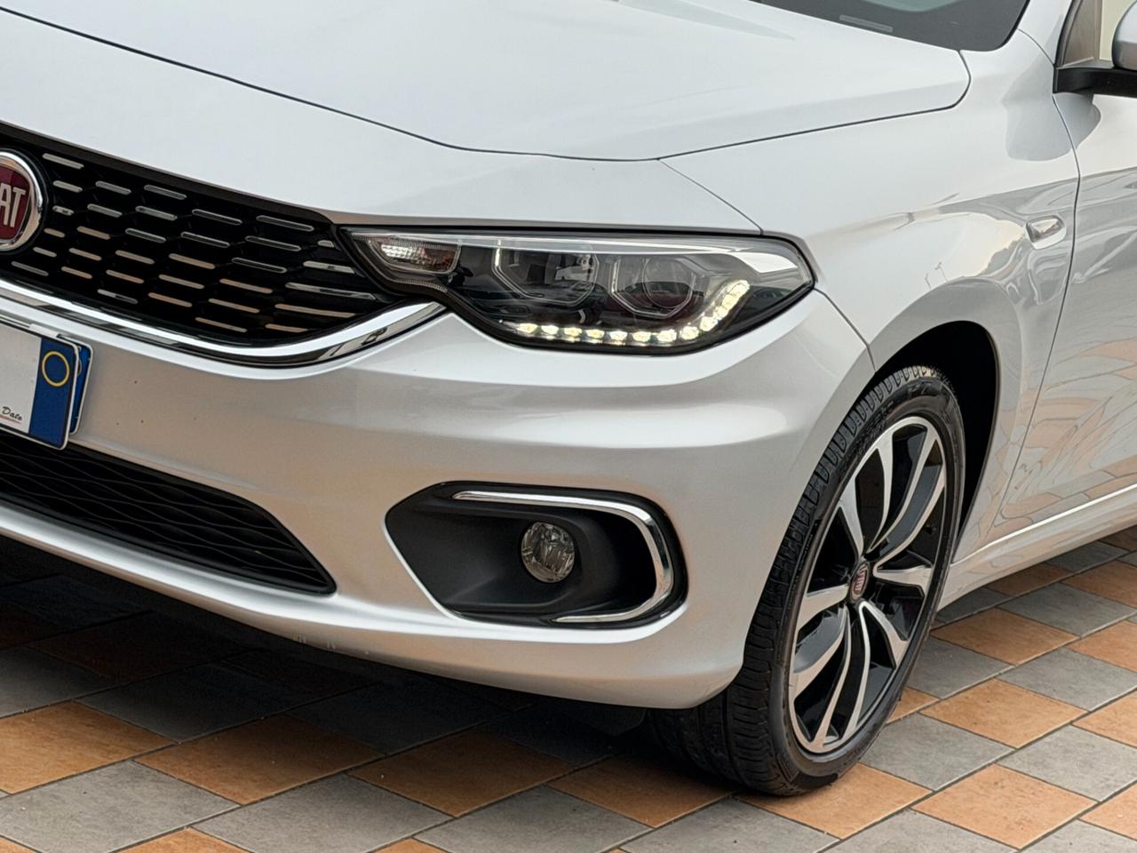 Fiat Tipo 1.6 M.JET 120 cv. 5 porte LOUNGE