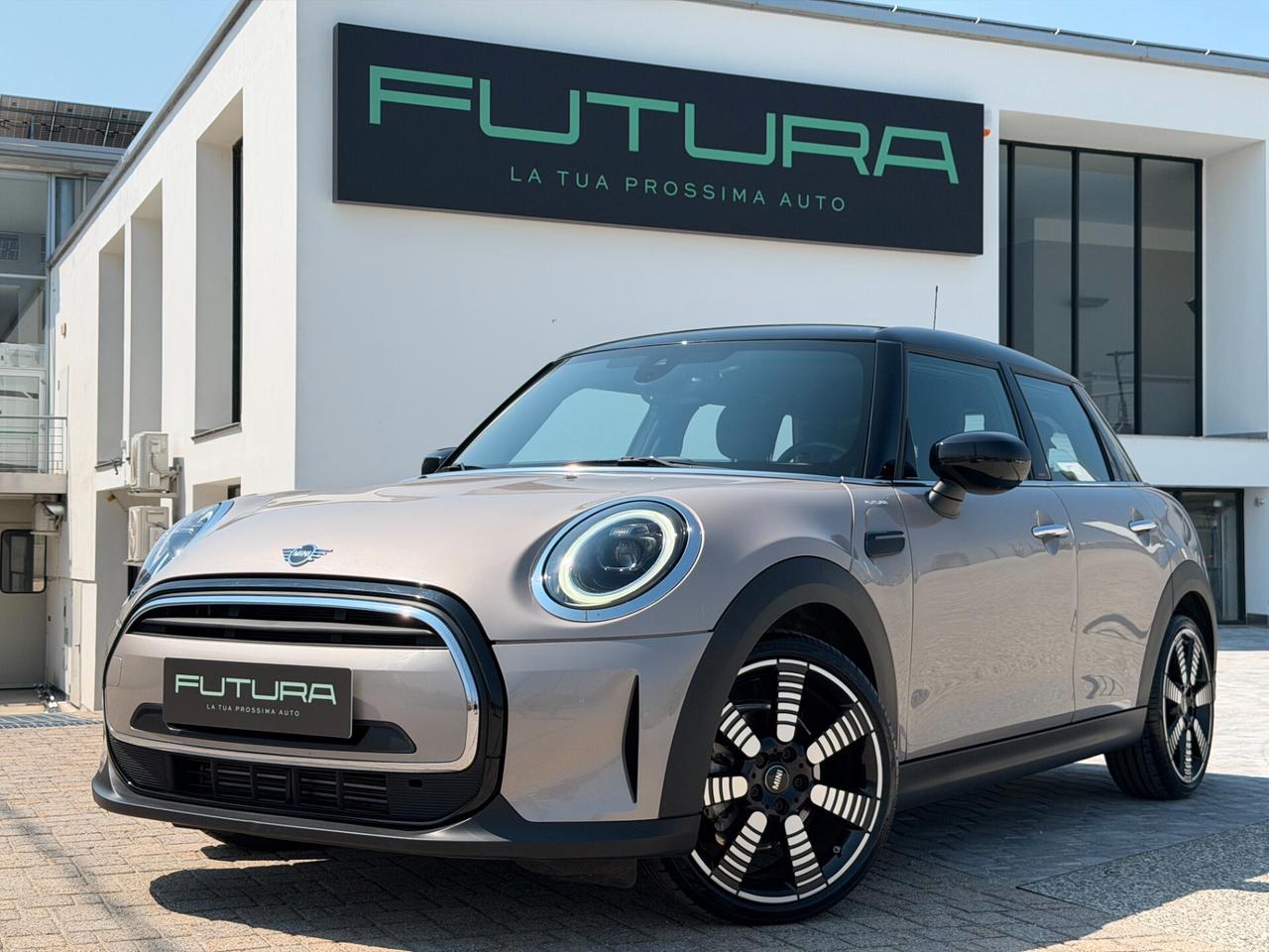 Mini 1.5 Cooper Yours Trim