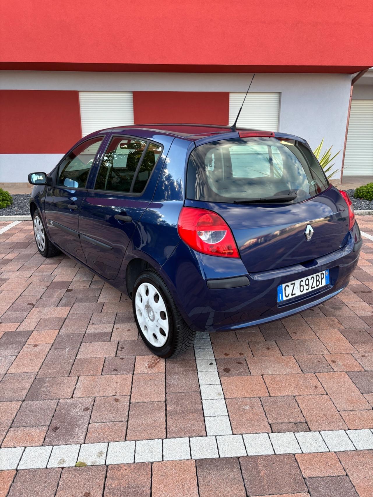 Renault Clio 1.2 benzina – Perfetta per neopatentati!