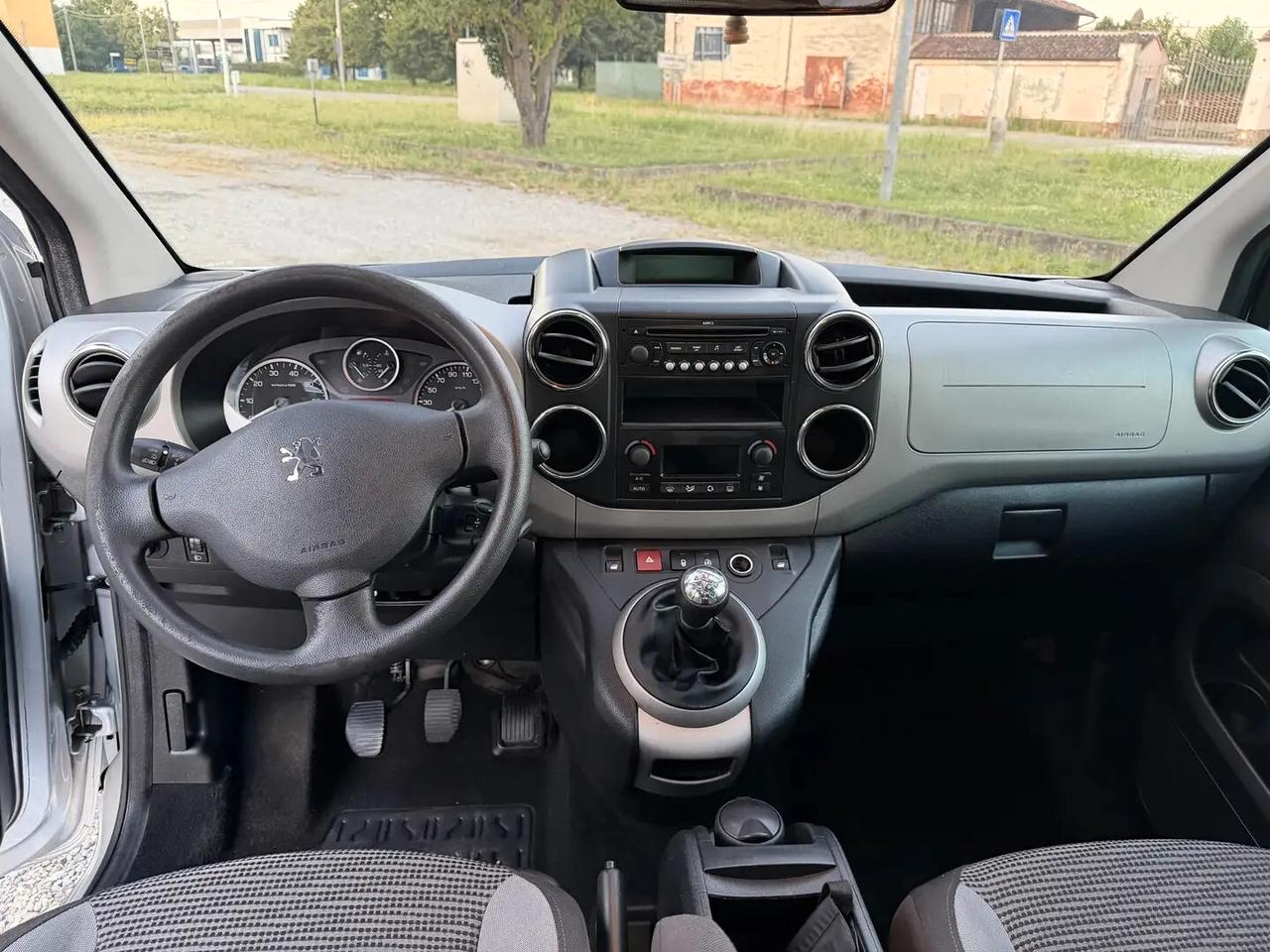 Peugeot Partner Tepee 1.6 HDi 110CV Outdoor