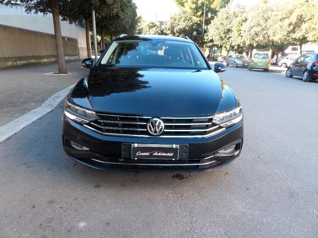 VOLKSWAGEN PASSAT SW 1.6 TDI BUSINESS DSG 7M - Navi-Full Led-2 Park-Cerchi 17