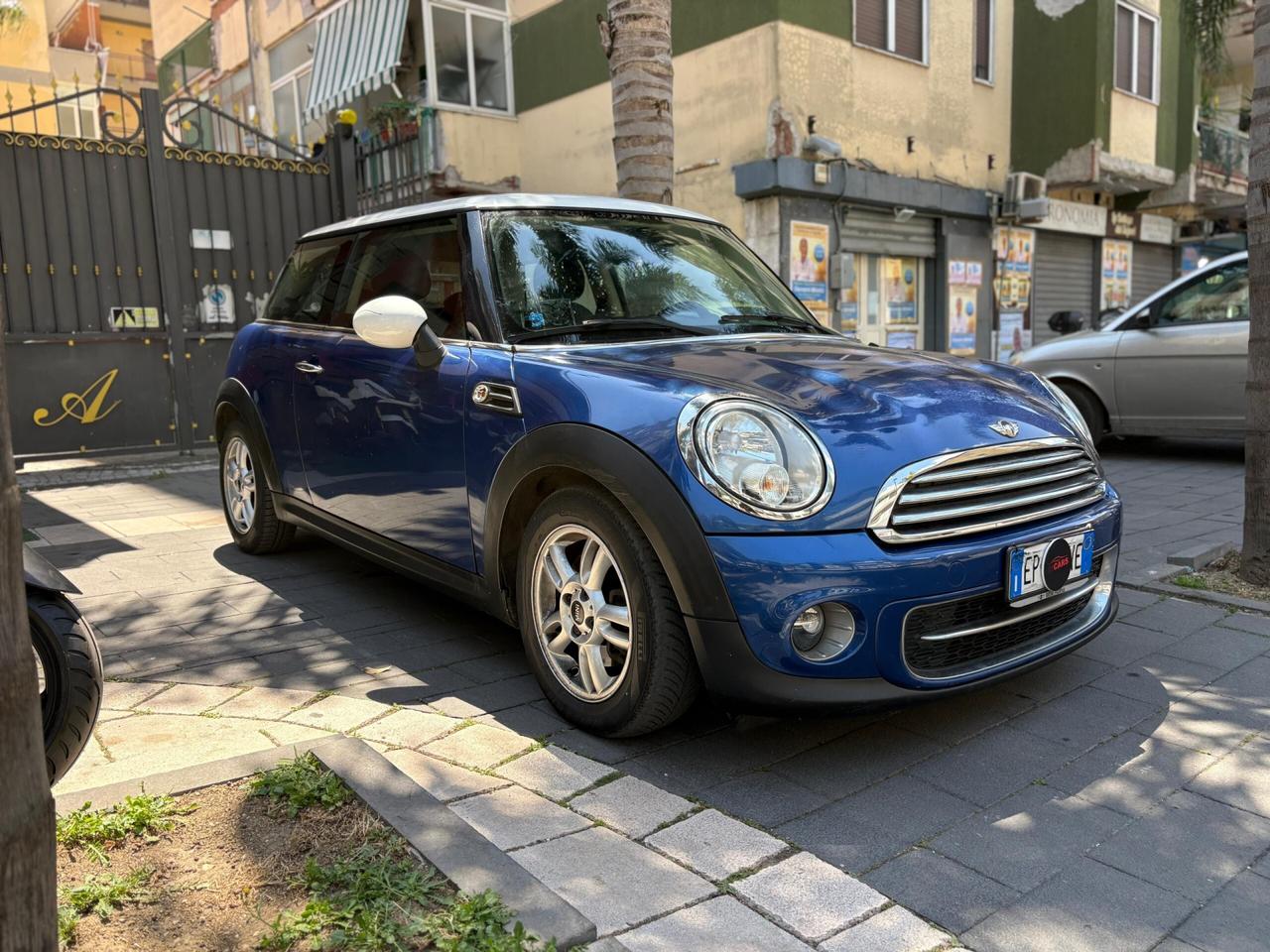 MINI COOPER D AUTOMATICA