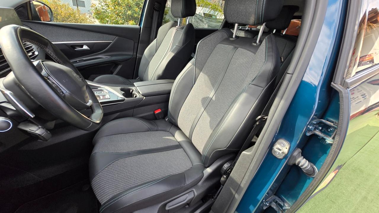 Peugeot 5008 BlueHDi 130 S&S EAT8 Allure Pack