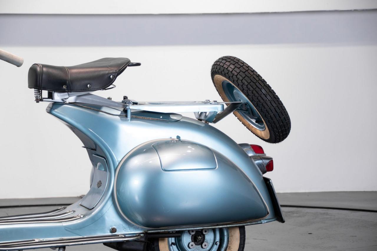 Piaggio Vespa 150 VB1
