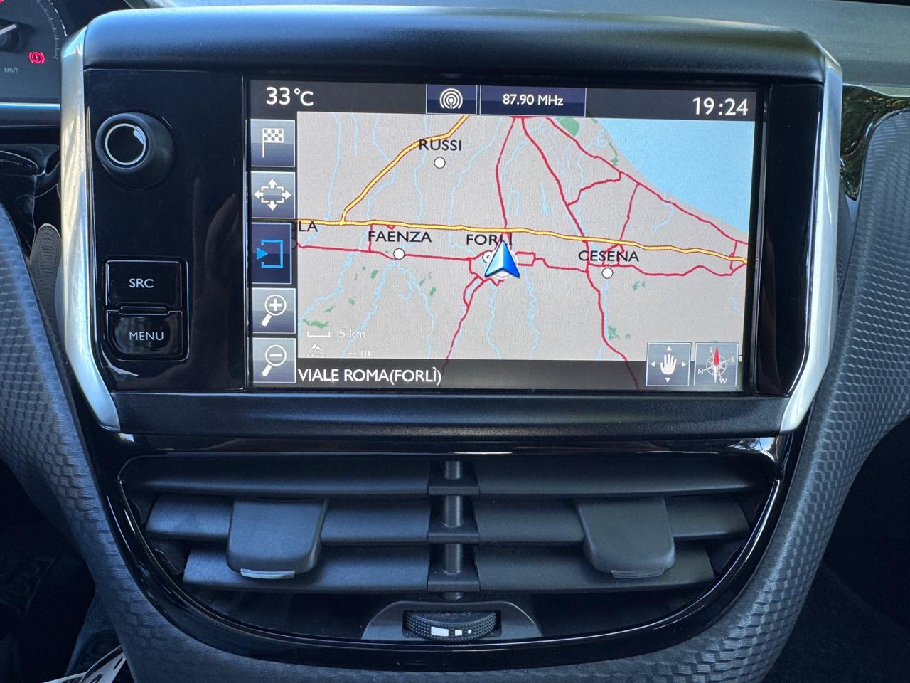 Peugeot 2008 1.6 HDI GT Line neopaten garanzia 12 mesi