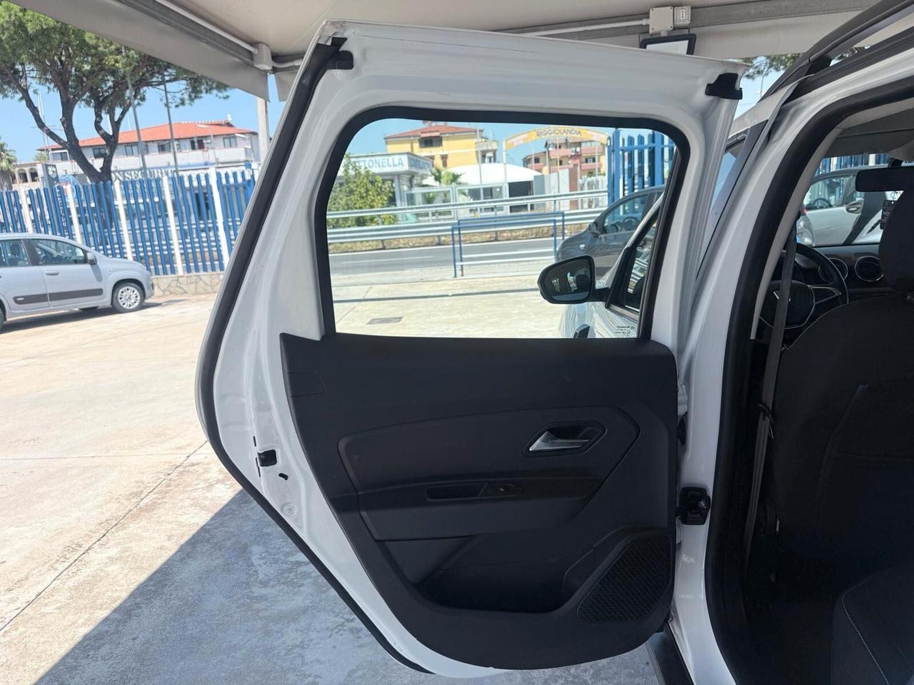 Dacia Duster 1.6 SCe GPL 4x2 Techroad