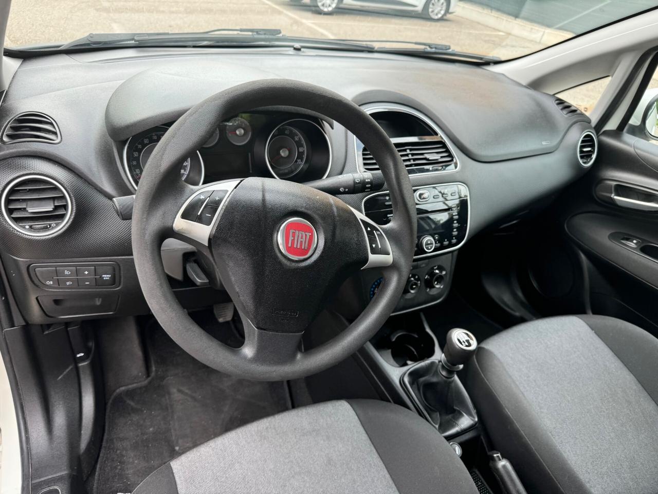 Fiat Punto Evo 1.4 METANO - NEOPATENTATI - 12 MESI DI GAR. -