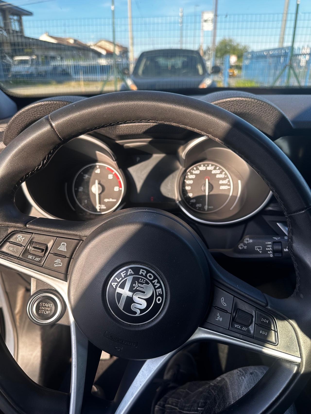 Alfa Romeo Stelvio 2.2 Turbodiesel 210 CV AT8 Q4 B-Tech