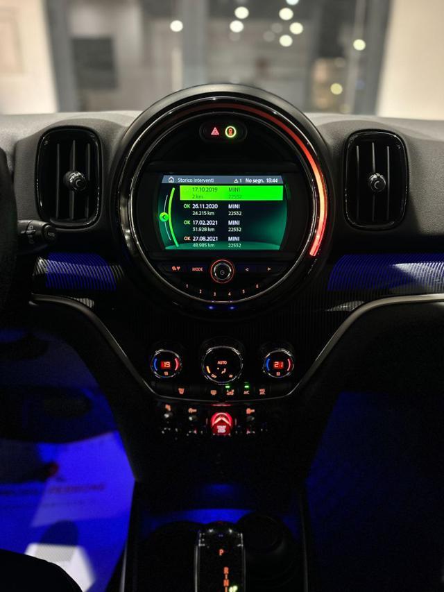 MINI Countryman Countryman 1.5 One D Hype (LED/Navi/Auto/BT)