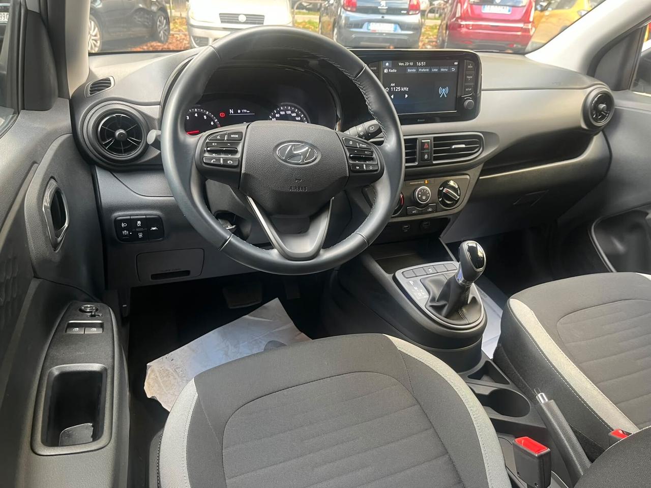 Hyundai i10 1.0 MPI AT Tech