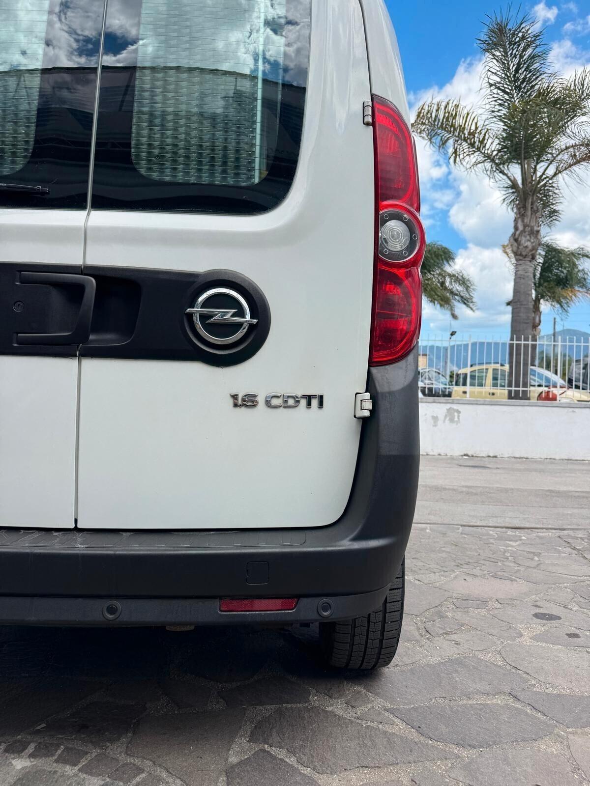 Opel Combo 1.6 CDTI 120CV PEDANA DISABILI
