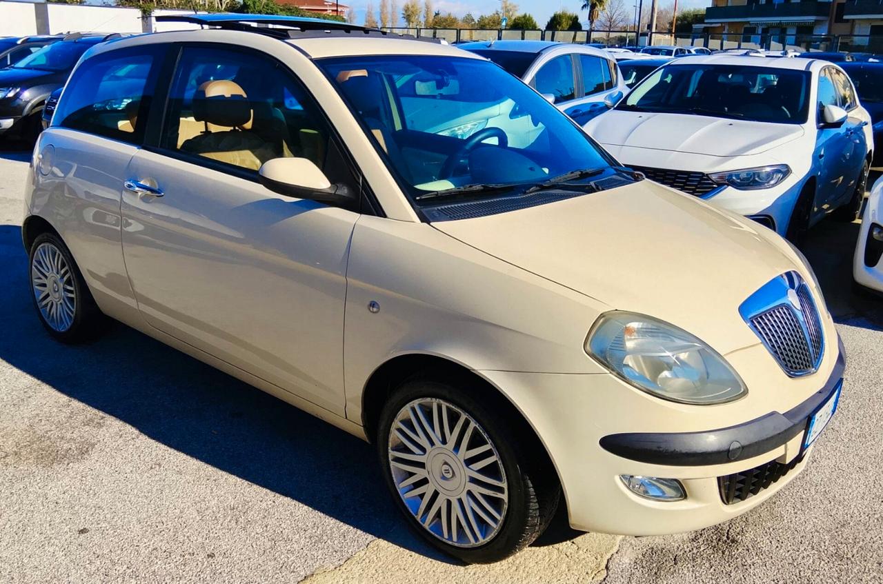 Lancia Ypsilon 1.3 Multijet 16V Platino