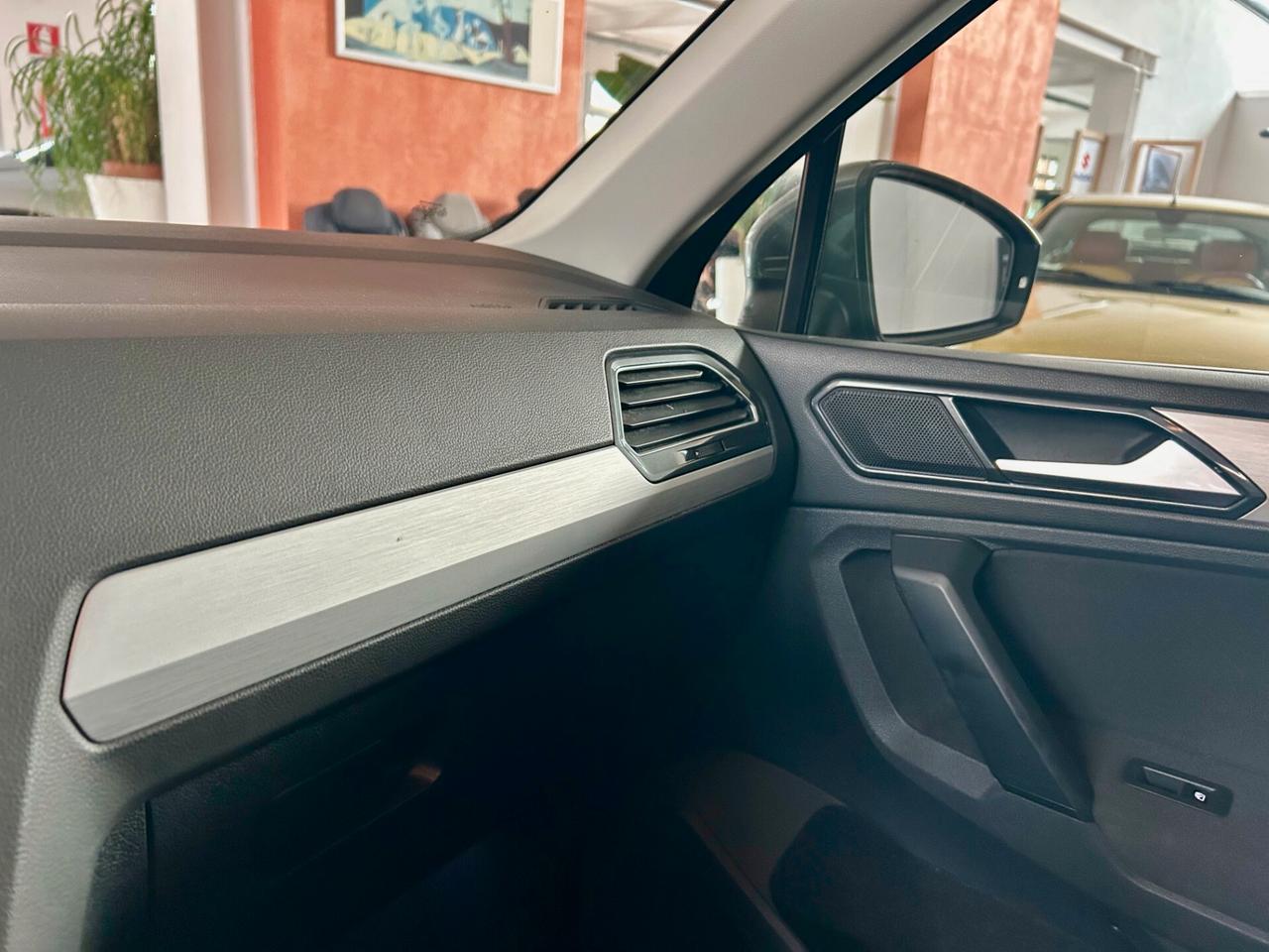 Volkswagen Tiguan 2.0 TDI SCR DSG 4MOTION Advanced BMT