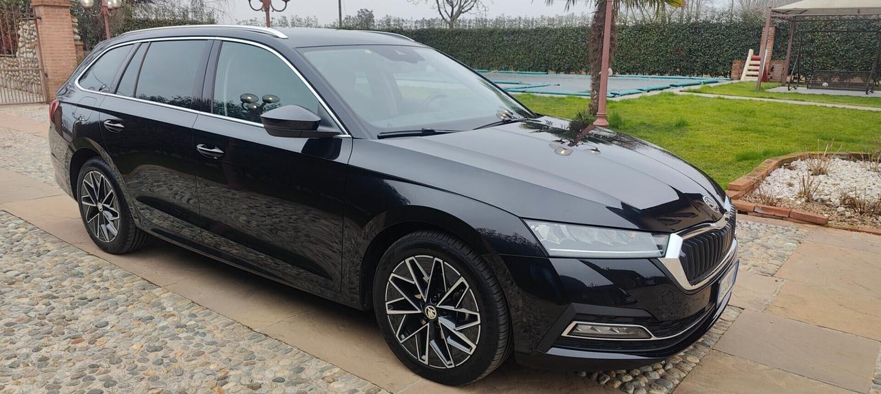 Skoda Octavia 2.0 TDI EVO SCR 150 CV DSG Wagon Style
