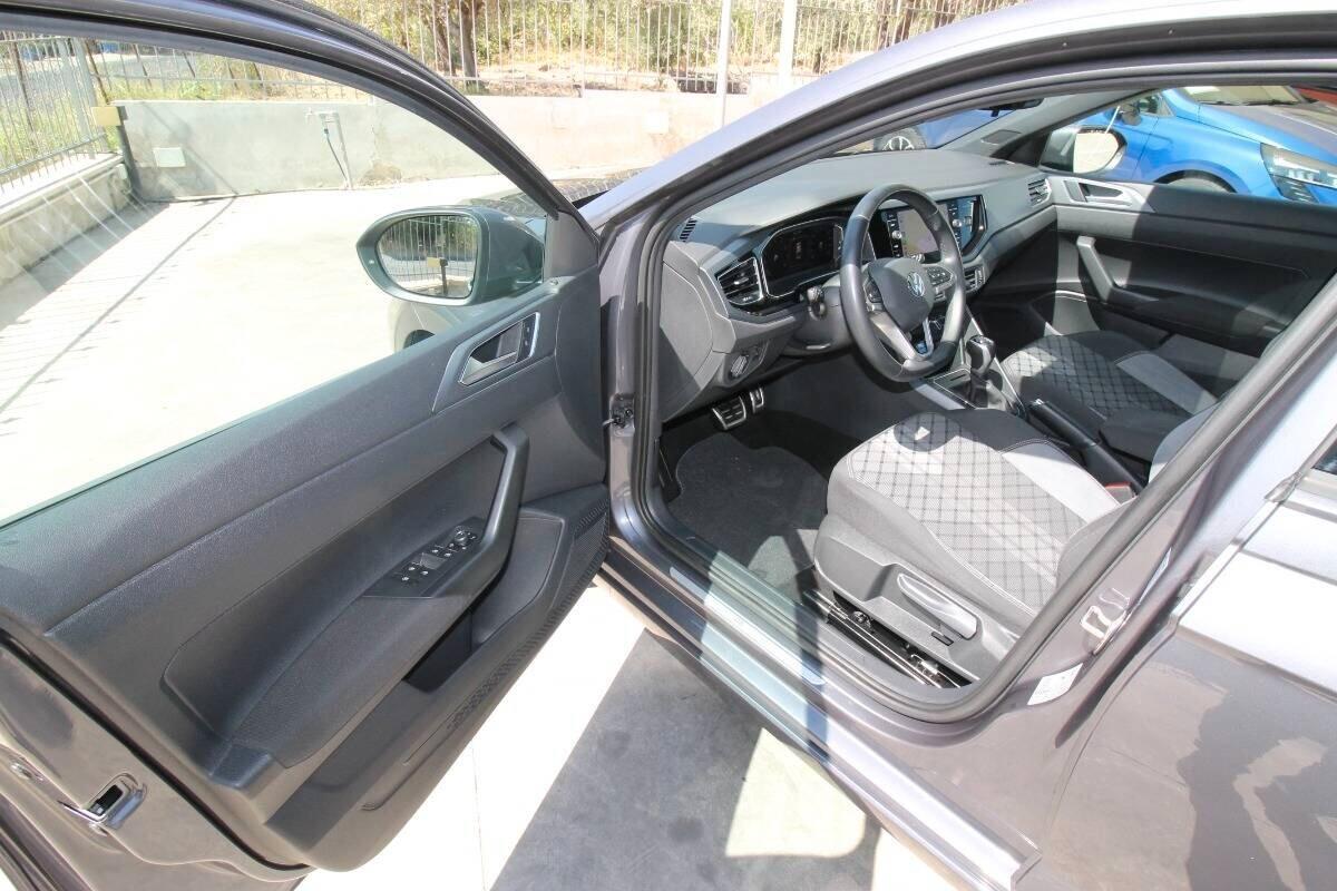 Volkswagen Taigo 1.0 TSI 110 CV DSG R-Line|2022
