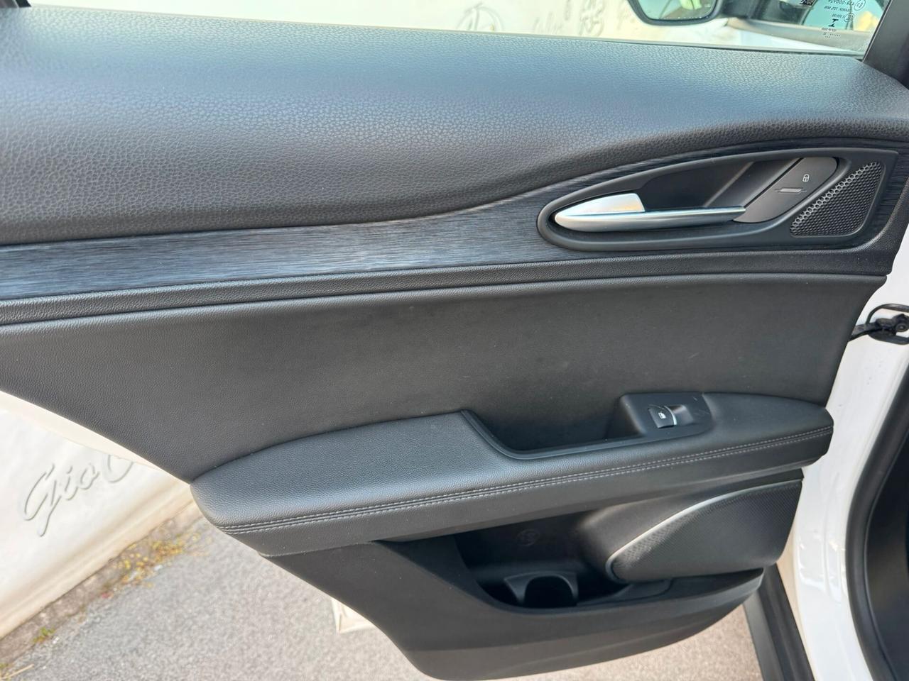 Alfa Romeo Stelvio 2.2 Td 190 CV AT8 Q4 Super Business Automatic Navi Camera