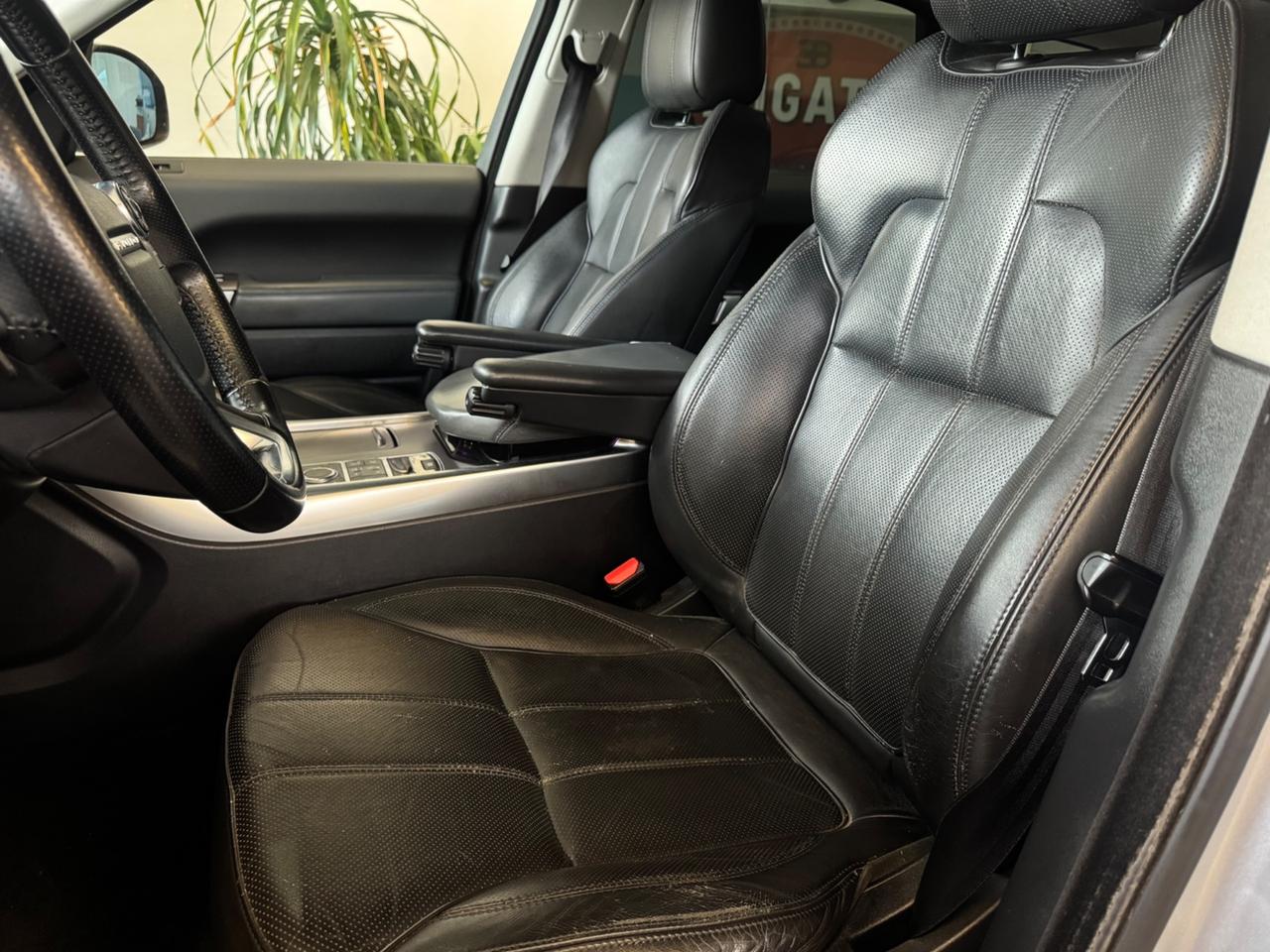 Land Rover Range Sport 3.0 TDV6 HSE Dynamic