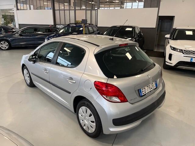 Peugeot 207 1.4 8V 75CV 5p. X Line ECO GPL UFFICIALE CASA MADRE