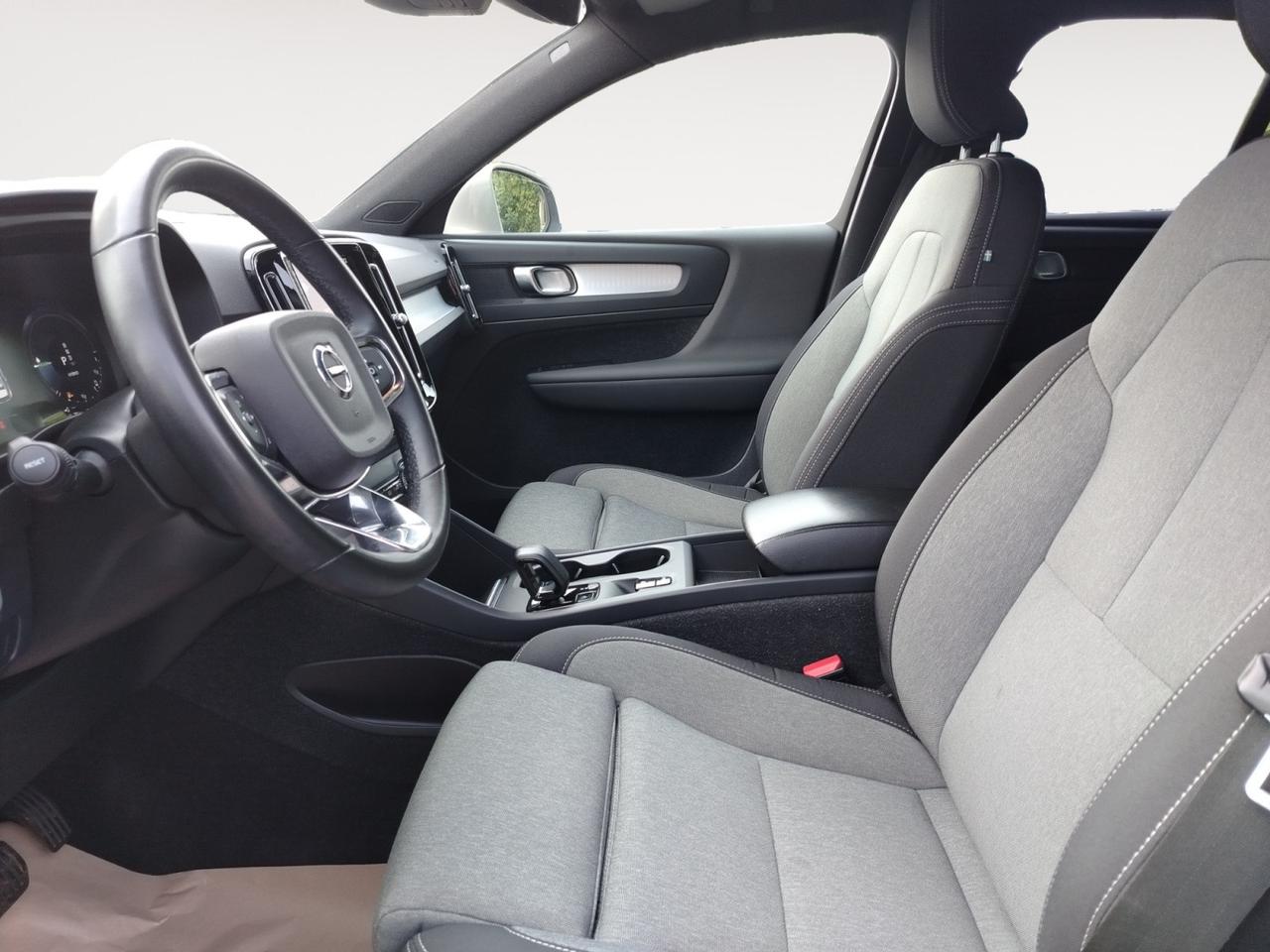 Volvo XC40 1.5 t4 recharge phev Core auto