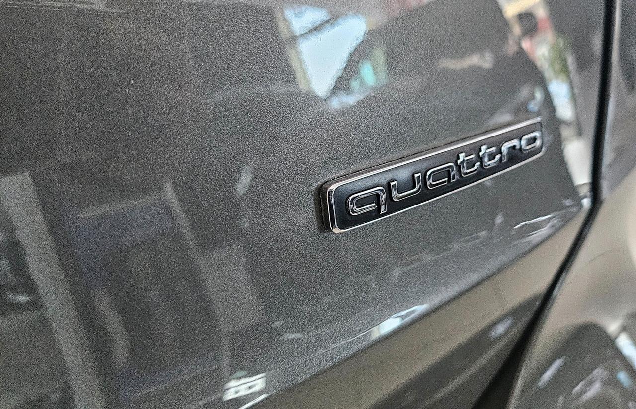 Audi Q3 40 TDI quattro S tronic Business Advanced TETTO