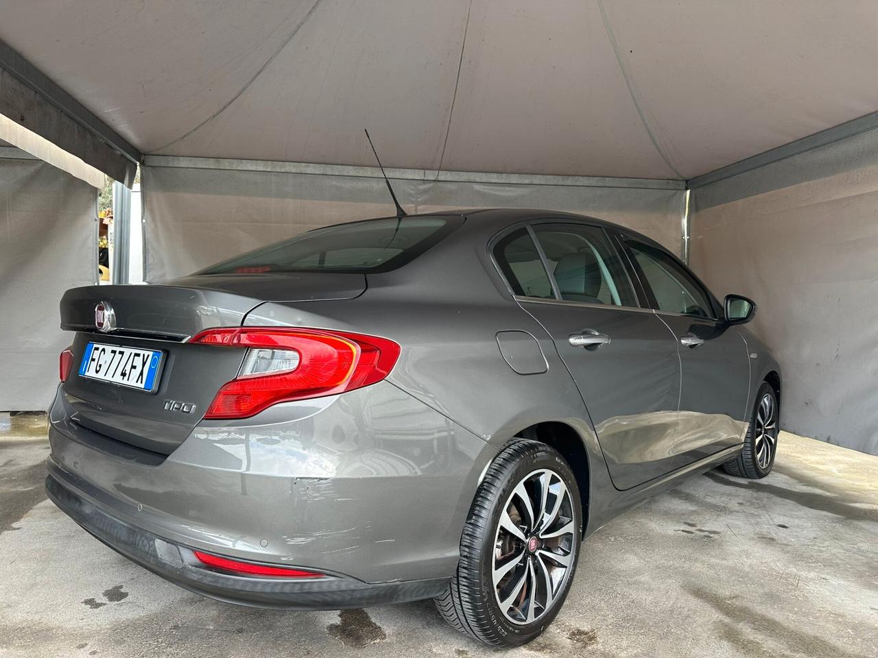 Fiat Tipo 1.6 Mjt 4 porte Lounge