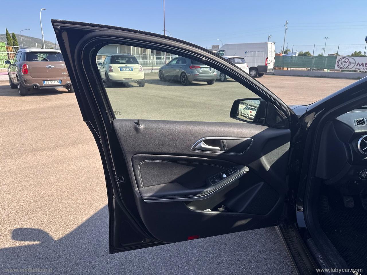MERCEDES-BENZ A 180 CDI BlueEFFICIENCY Premium