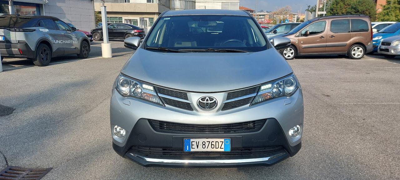 Toyota RAV 4 RAV4 2.0 D-4D 4WD Lounge