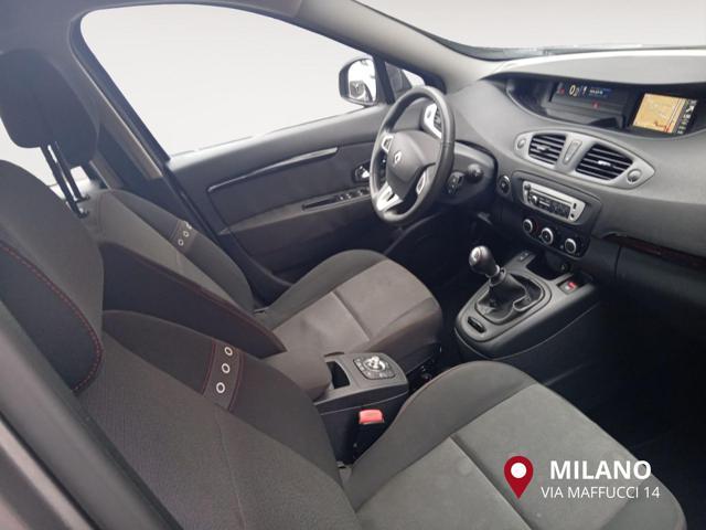 RENAULT Scenic X-Mod 1.6 16V Wave