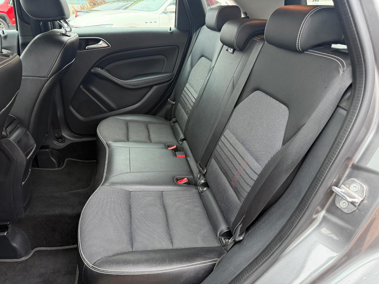 Mercedes-benz B 180 d Business OK NEOPATENTATI