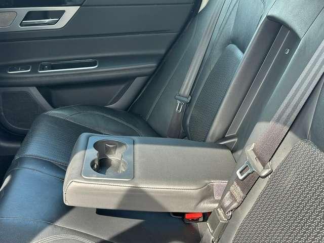 Jaguar XF 2.0d Prestige 180cv auto